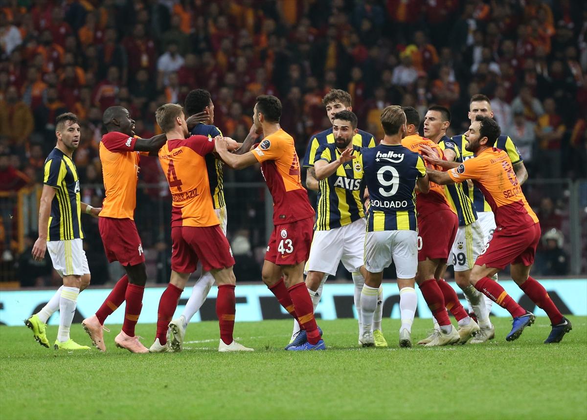 Derbi bitti kavga çıktı