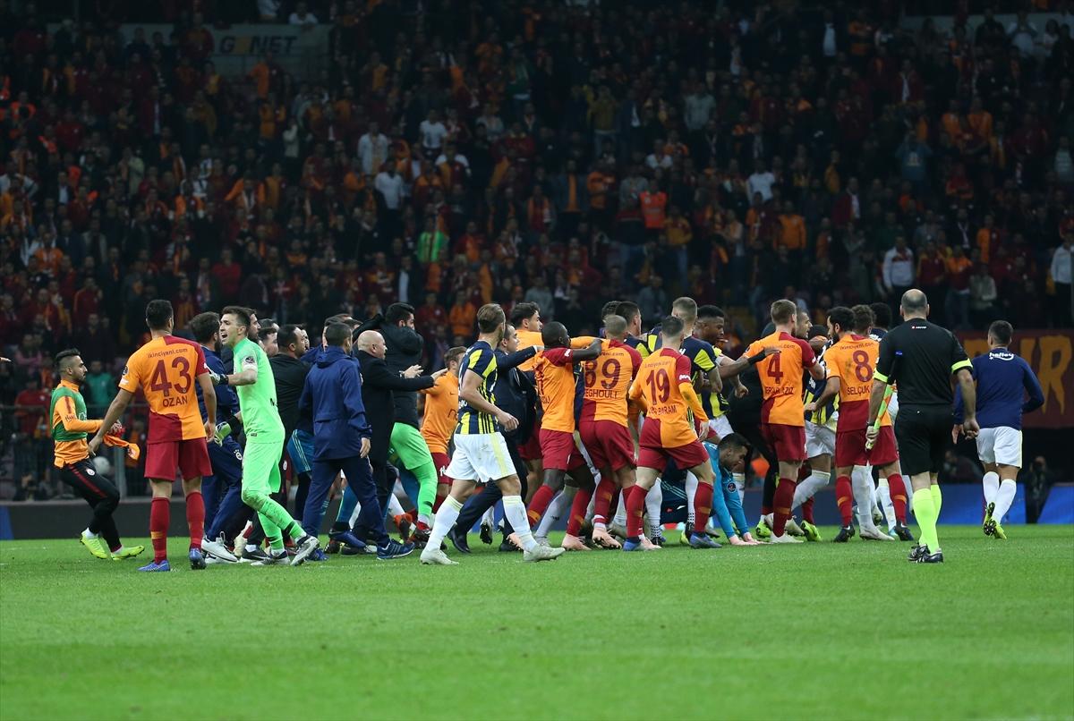 Derbi bitti kavga çıktı
