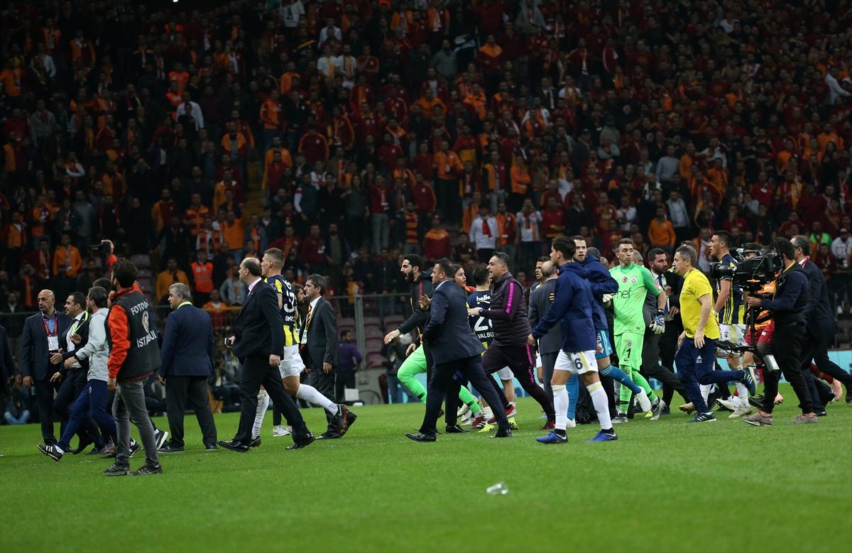 Derbi bitti kavga çıktı