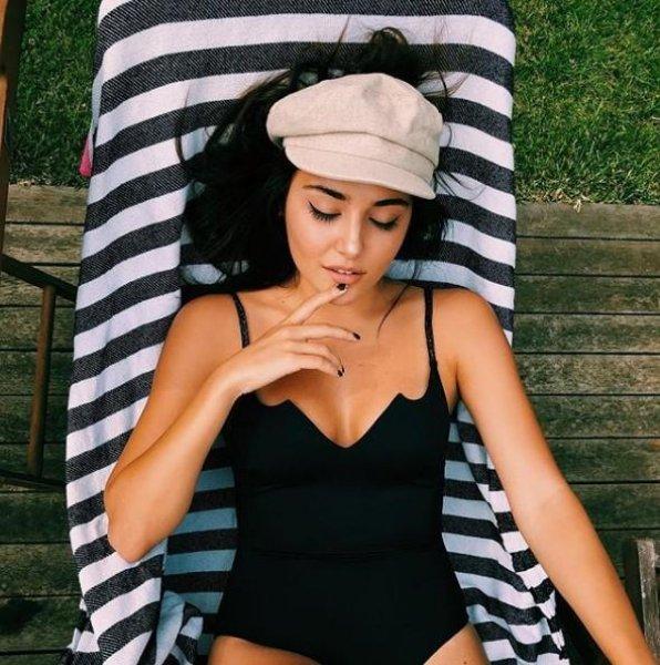 Hande Erçel eski formuna kavuştu  - Resim 13