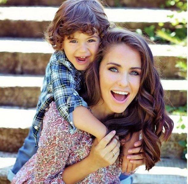 Aslı Tandoğan yeniden anne oldu 