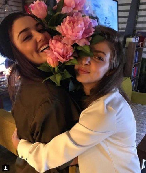 Hande Erçel eski formuna kavuştu  - Resim 9