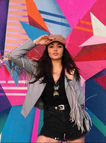 Hande Erçel eski formuna kavuştu  - Resim 20