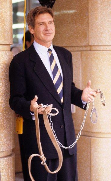 Yaşayan en seksi erkek seçilen ünlü isimler 