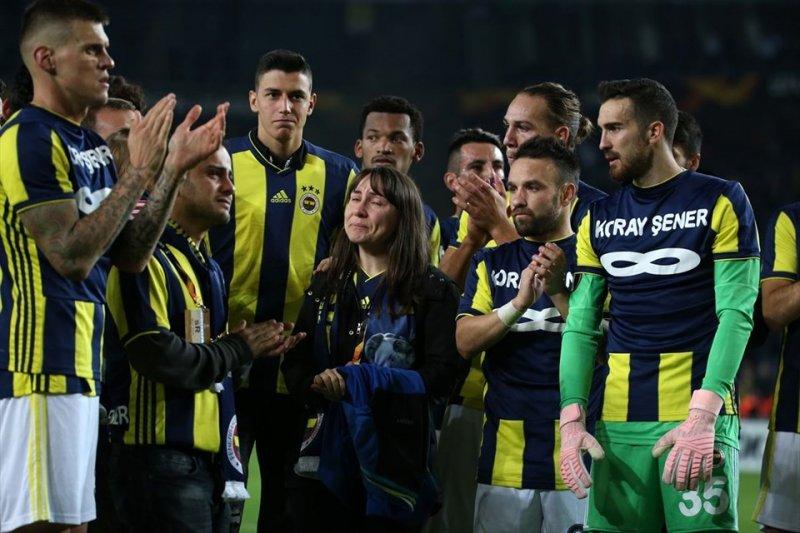 Fenerbahçeli futbolcular Koray Şener’i unutmadı