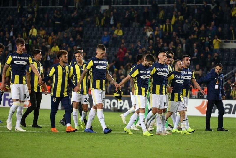 Fenerbahçeli futbolcular Koray Şener’i unutmadı