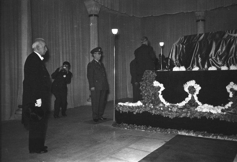 Atatürk'ün cenazesinden kareler