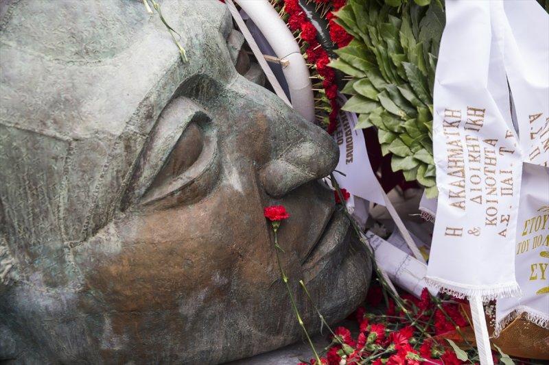 Yunanistan'daki 17 Kasım gösterilerinde olaylar çıktı