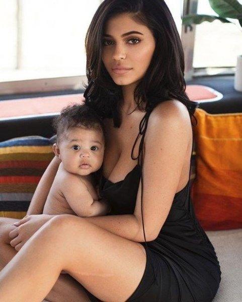 Kylie Jenner'in 50 milyon dolarlık malikanesi