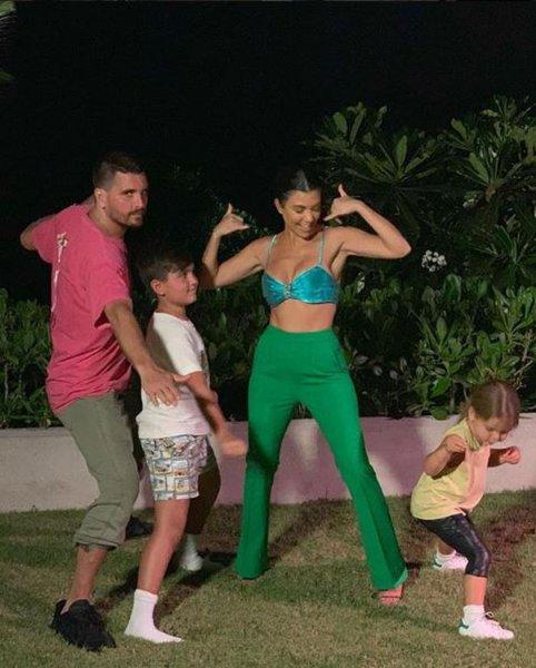 Kourtney Kardashian hamilelik söylentilerini yalanladı 