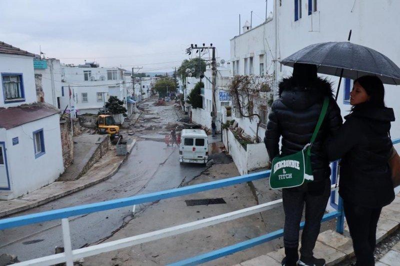 Sel felaketi sonrası Bodrum'da hasar çalışmaları devam ediyor 