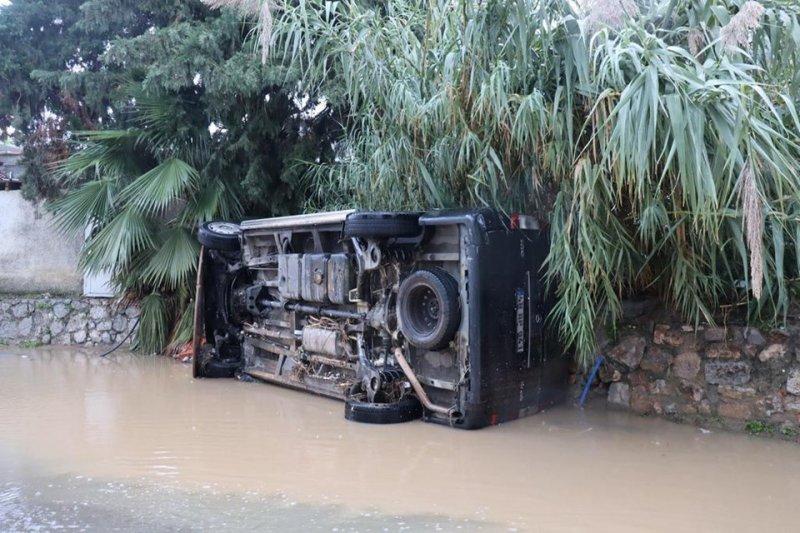 Sel felaketi sonrası Bodrum'da hasar çalışmaları devam ediyor 