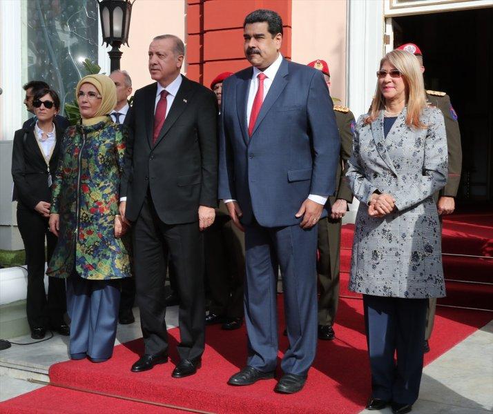 Venezuela'da Başkan Erdoğan'a korolu sürpriz