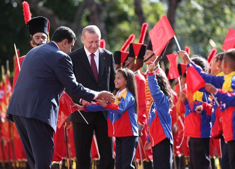 Venezuela'da Başkan Erdoğan'a korolu sürpriz