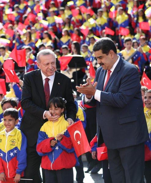 Venezuela'da Başkan Erdoğan'a korolu sürpriz