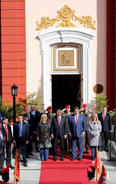 Venezuela'da Başkan Erdoğan'a korolu sürpriz