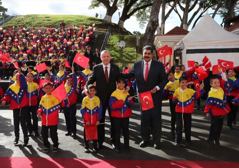 Venezuela'da Başkan Erdoğan'a korolu sürpriz