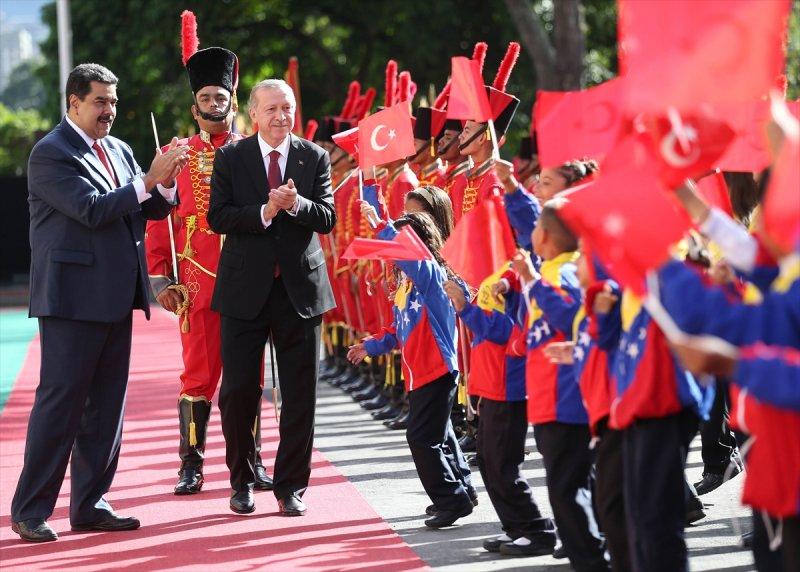 Venezuela'da Başkan Erdoğan'a korolu sürpriz