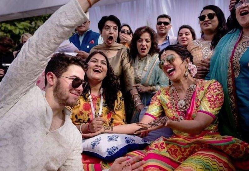 Hint oyuncu Priyanka Chopra ile Nick Jonas evlendi
