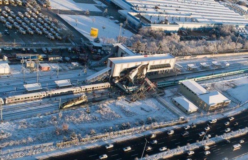 Ankara'da Yüksek Hızlı Tren kaza yaptı: 86 yaralı, 9 ölü