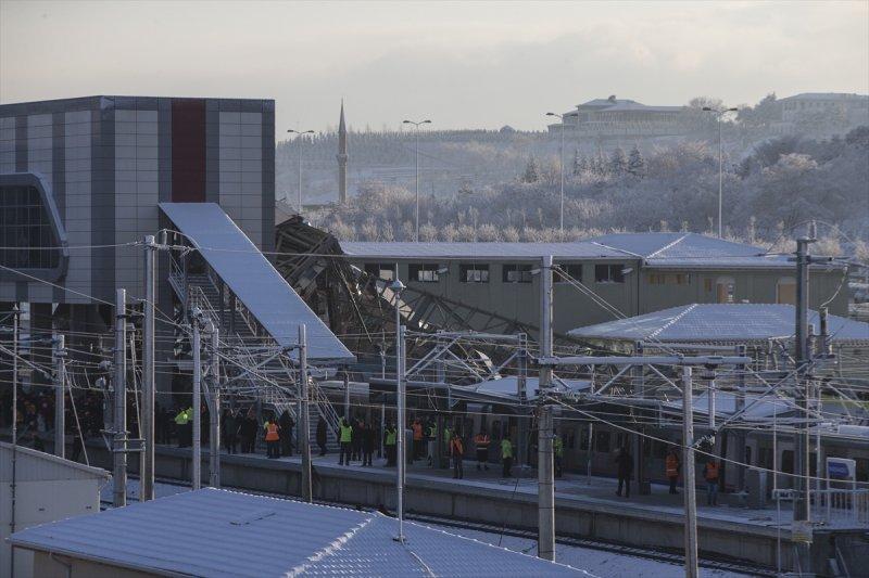 Ankara'da Yüksek Hızlı Tren kaza yaptı: 86 yaralı, 9 ölü