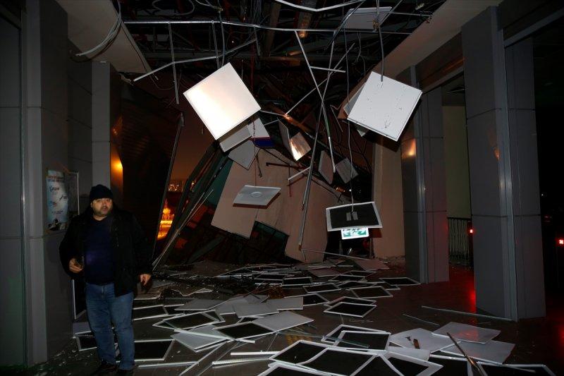 Ankara'da Yüksek Hızlı Tren kaza yaptı: 86 yaralı, 9 ölü