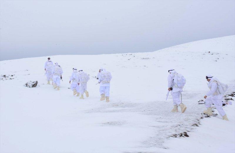 Alparslanlar ve Kılıçlar teröristlere darbe indirdi