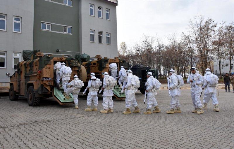 Alparslanlar ve Kılıçlar teröristlere darbe indirdi