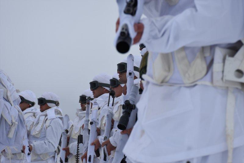 Alparslanlar ve Kılıçlar teröristlere darbe indirdi