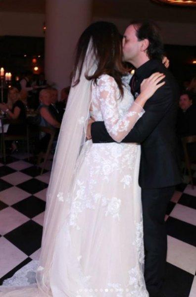 Kıvılcım Ural'dan düğün fotoğrafları