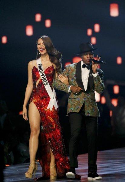 Kainat Güzeli yürüyüşü sayesinde birinci oldu