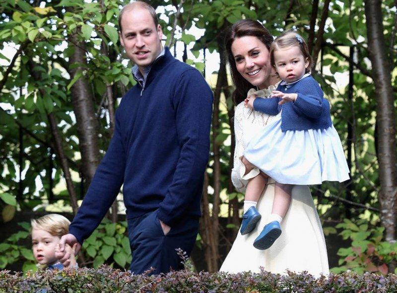 Kate Middleton  çocuklarına ucuzluk mağazasından oyuncak aldı  - Resim 10
