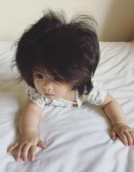 Instagram'ın gür saçlı bebeği Chanco