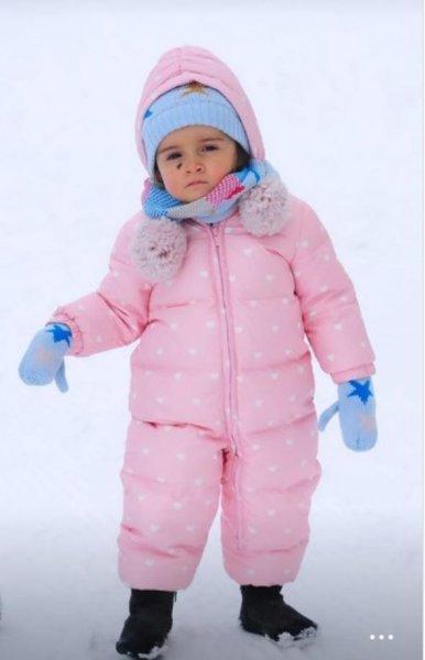 Volkan Demirel ve ailesi kış tatilinde