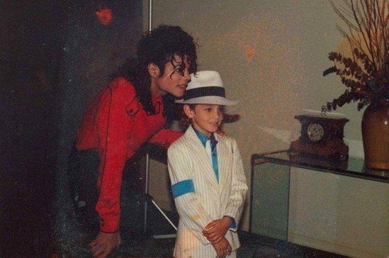 Leaving Neverland belgeseline Michael Jackson hayranlarından tepki