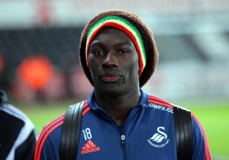 Bafetimbi Gomis Nişantaşı sokaklarında 