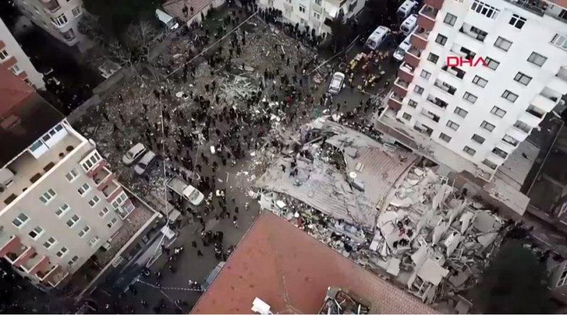 Kartal'da patlama sonrası 8 katlı bina çöktü