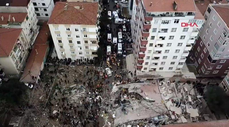 Kartal'da patlama sonrası 8 katlı bina çöktü