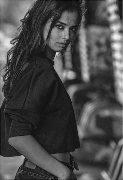 Elif Aksu Galatasaray maçını izledi