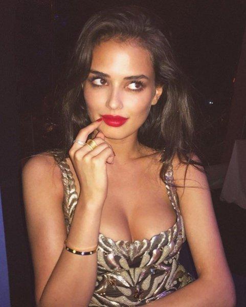 Elif Aksu Galatasaray maçını izledi