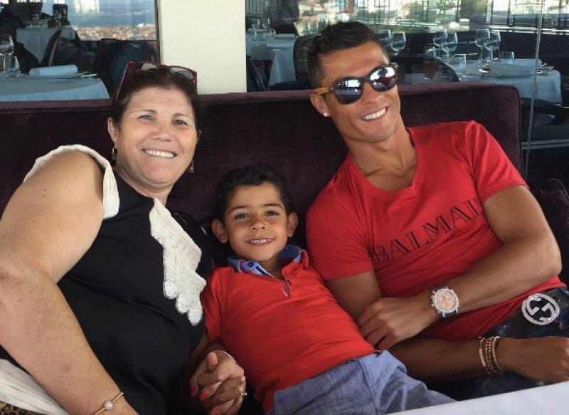 Ronaldo’nun annesi tecavüz iddiası hakkında konuştu