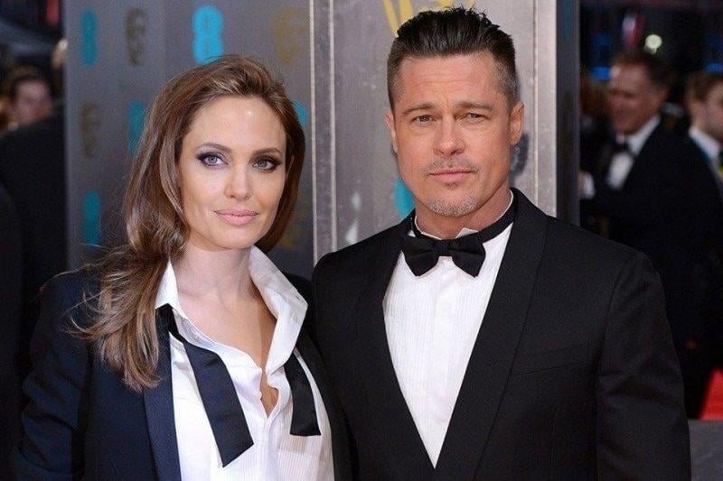 Brad Pitt eski eşi Jennifer Aniston'ın doğum günü partisinde