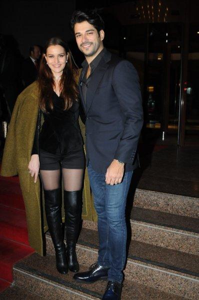 Oyuncu Fahriye Evcen'e doktor yasakları