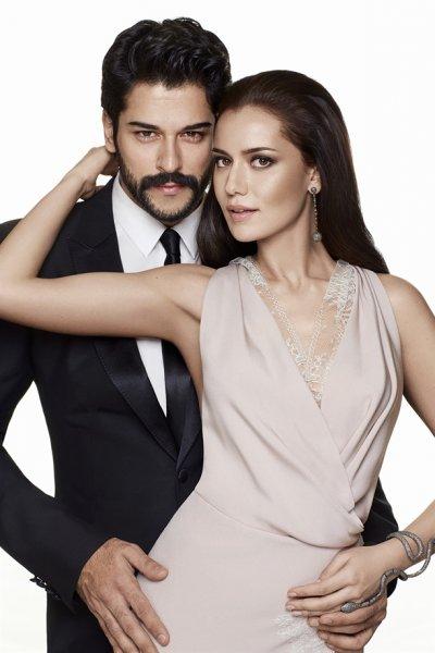 Oyuncu Fahriye Evcen'e doktor yasakları