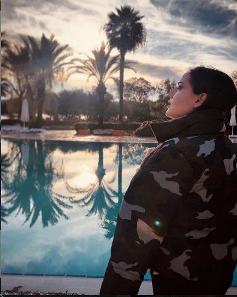 Oyuncu Fahriye Evcen'e doktor yasakları