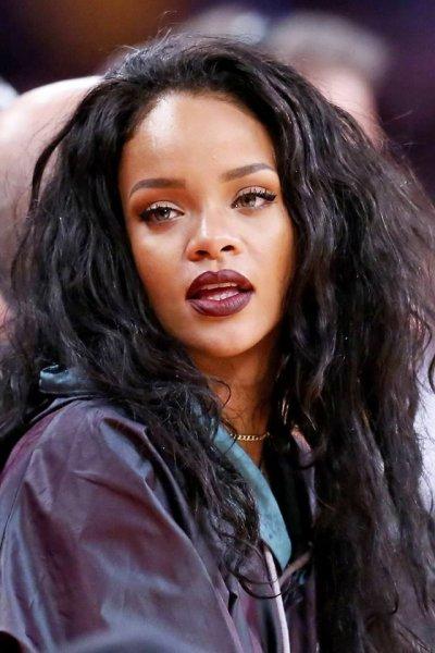 Şarkıcı Rihanna 31 yaşında