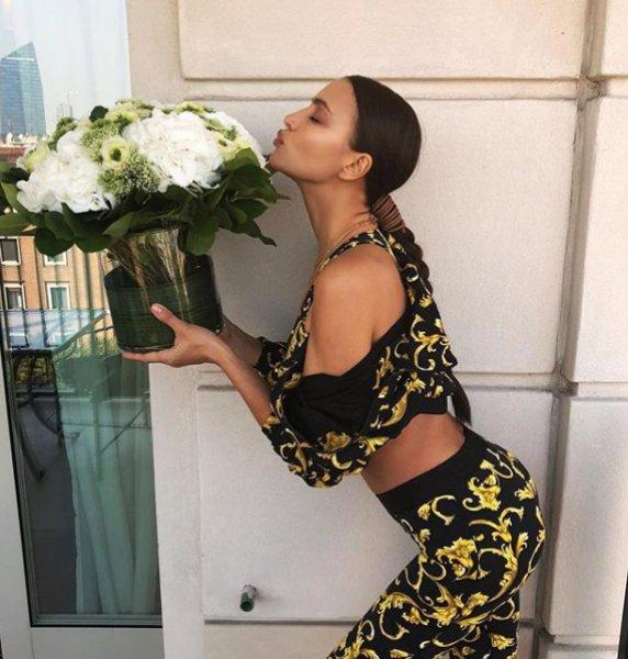 Irina Shayk'tan sevgilisi Bradley Cooper'a tam destek 