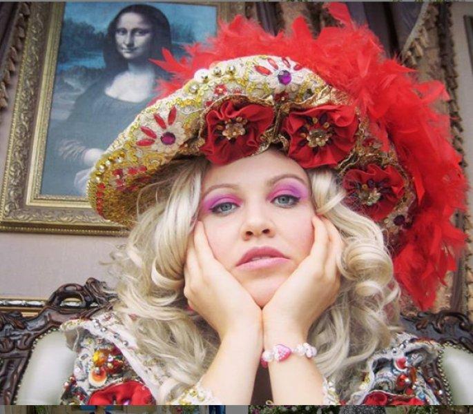 Sunucu Gülhan Şen anne oldu 