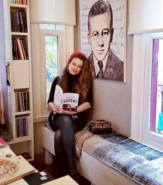 Sunucu Gülhan Şen anne oldu 