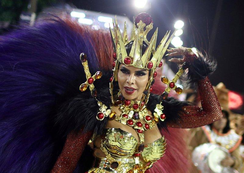 Ünlü Rio Karnavalı başladı